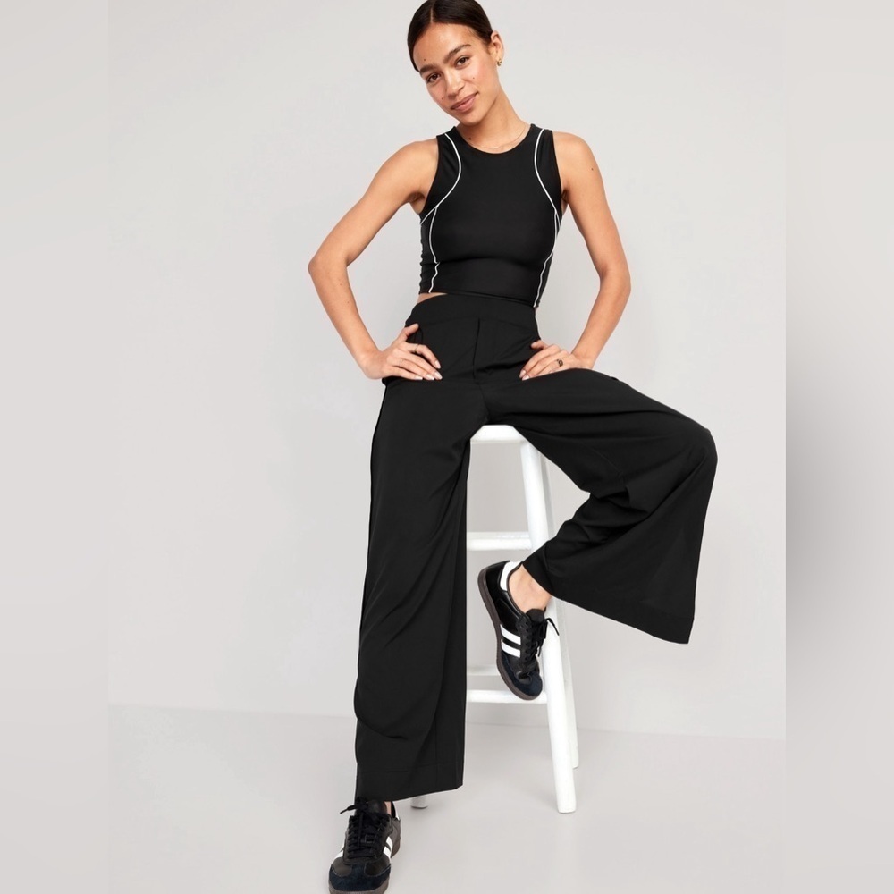 NWT! Black High-Waisted StretchTech Split-Hem Wide-Leg Pants - Size 2X🪉